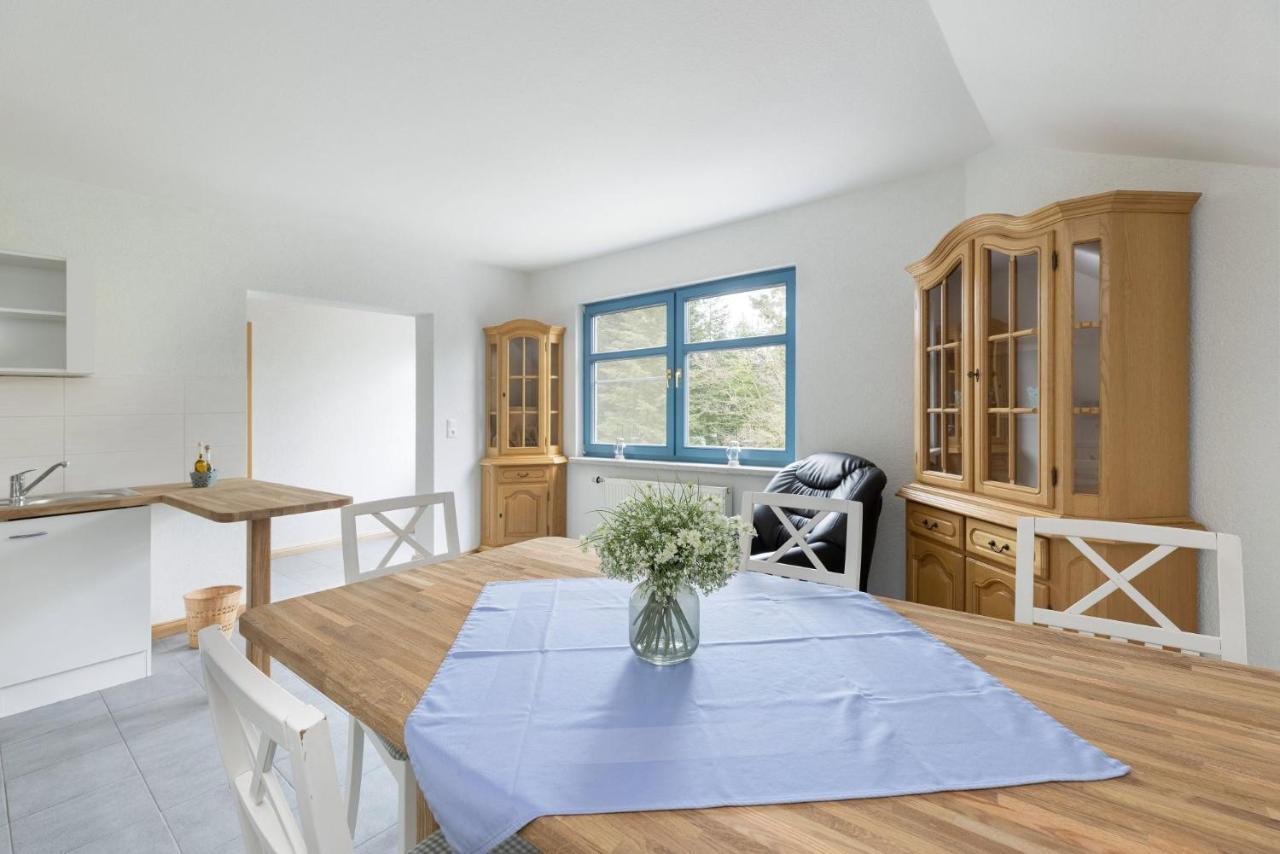 Landpension Germania Neuhausen  Екстериор снимка