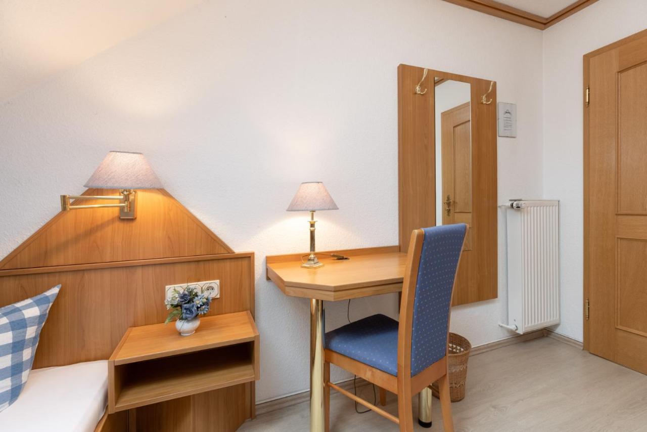 Landpension Germania Neuhausen  Екстериор снимка
