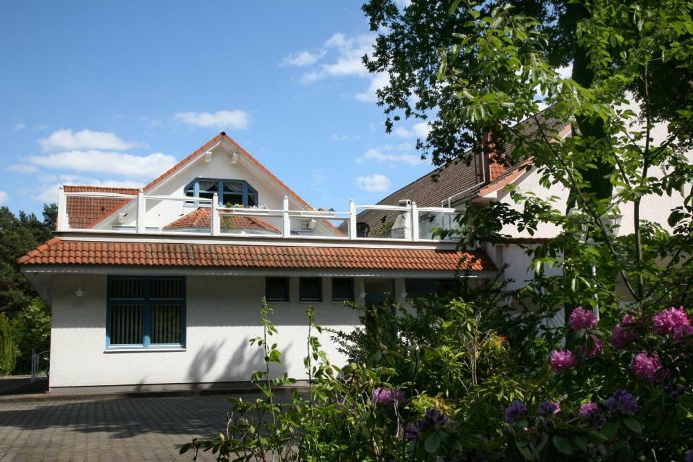 Landpension Germania Neuhausen  Екстериор снимка
